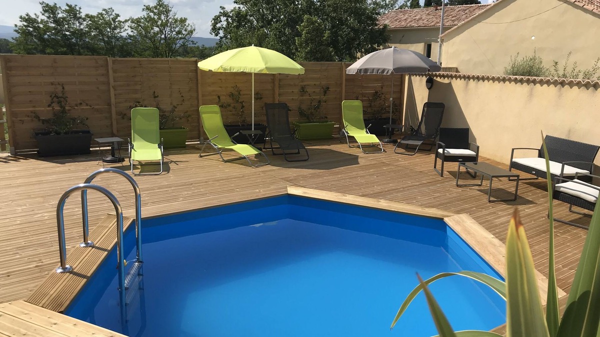 Donzere Cottage | Sommelonge gîte near grignan with private pool