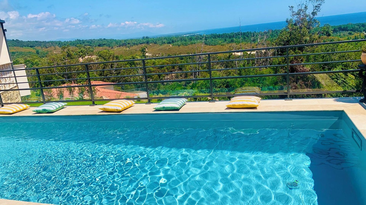 Solenzara Villa | Somptueuse Villa vue mer Avec Piscine Privée