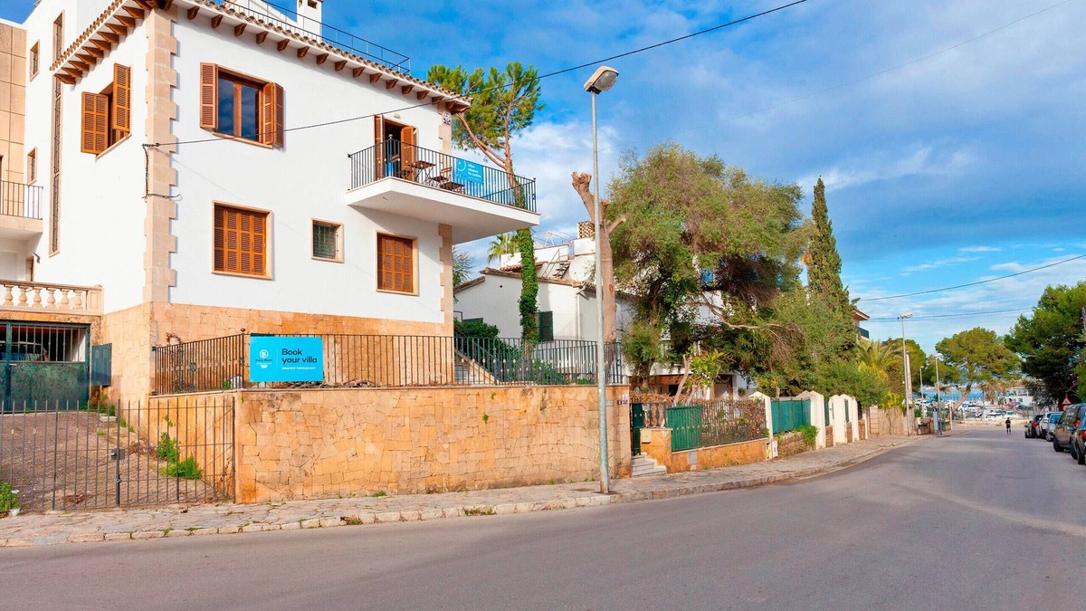 El Arenal Villa | Son Veri - 1 minute walk away from the beach
