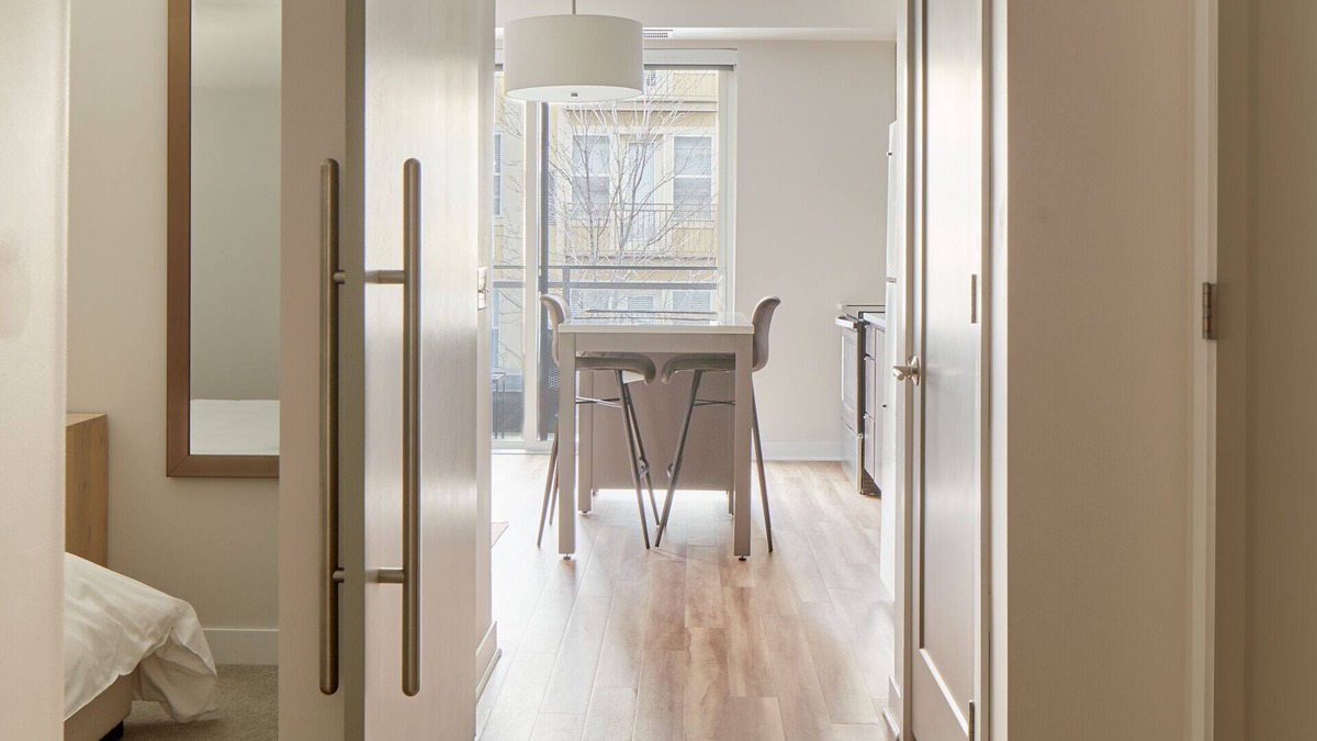 Uptown Apartment | Sonder at REVEL | One-Bedroom Apartment w/Balcony