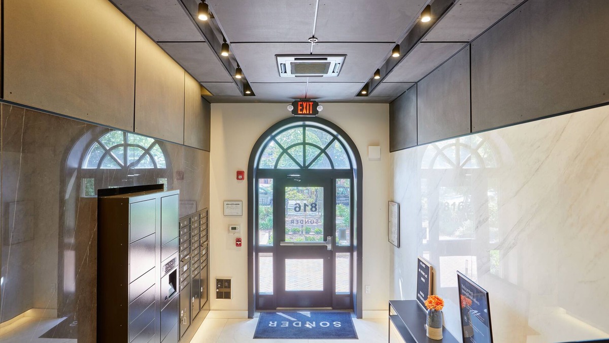 Navy Yard Apartment | Sonder Callisto | Two-Bedroom Apartment