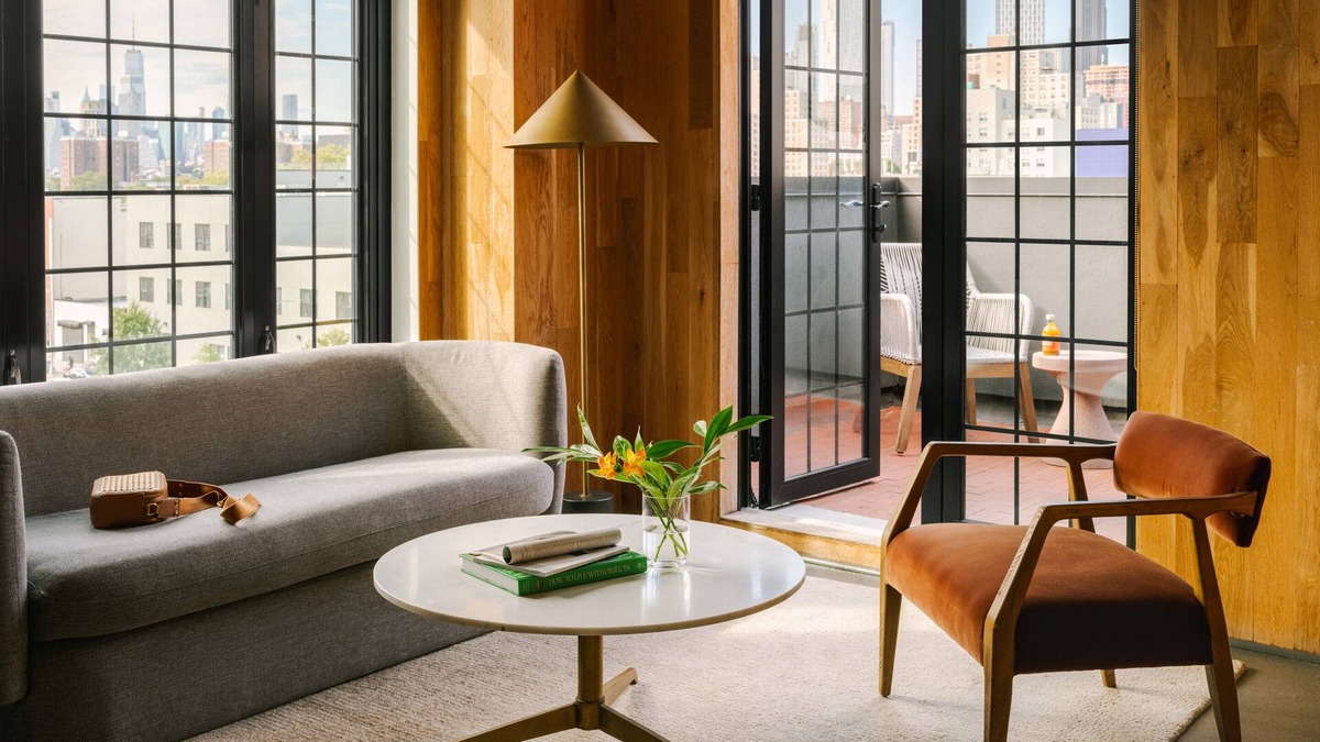 Gowanus Apartment | Sonder The Industrialist | King Room w/Balcony