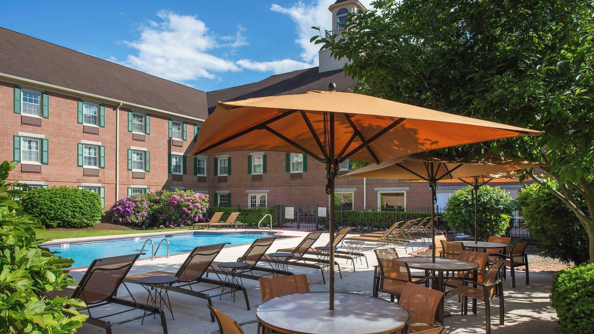 South Lowell Hotel | Sonesta Select Boston Lowell Chelmsford