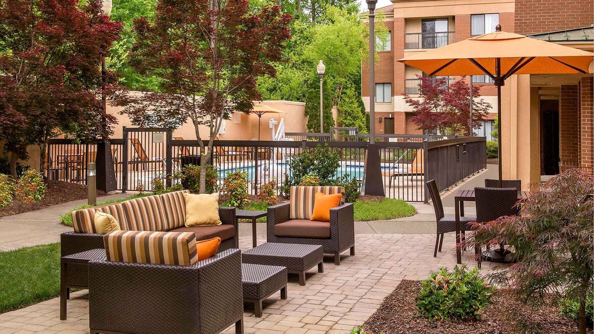 Durham Hotel | Sonesta Select Durham Research Triangle Park