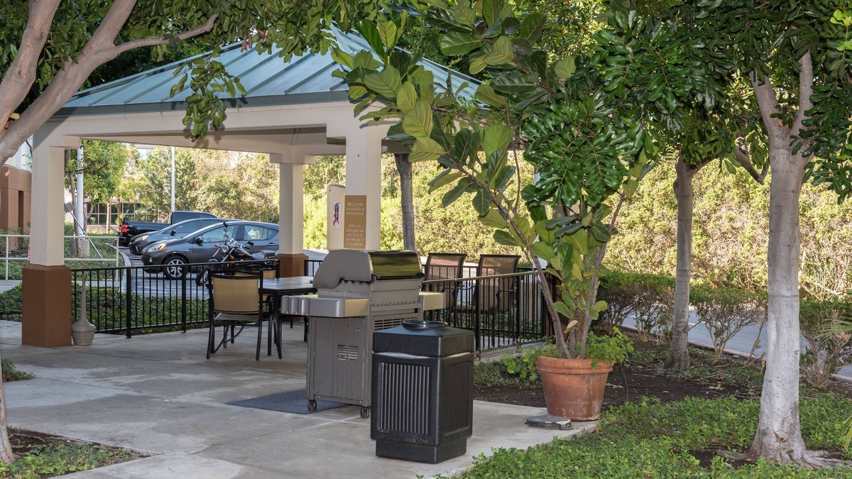 Irvine Hotel | Sonesta Simply Suites Irvine Spectrum