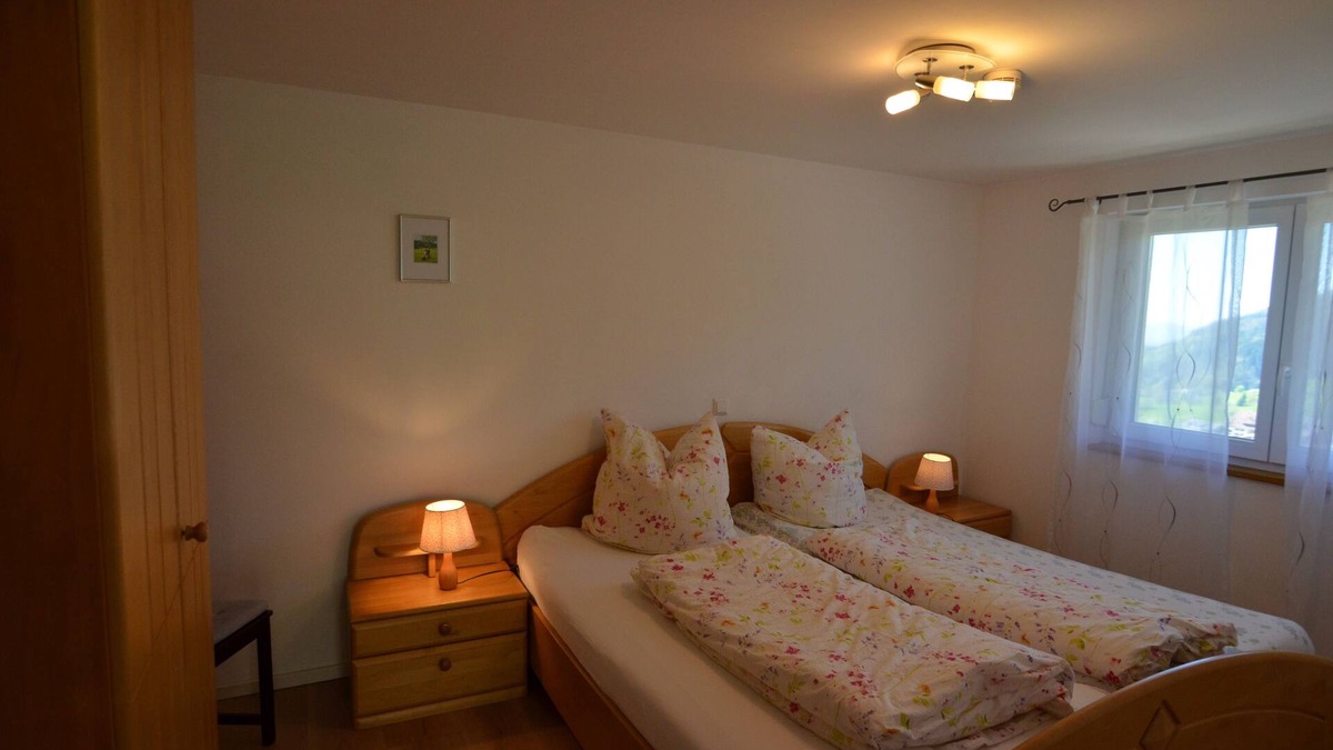 Oberglottertal Apartment | Sonnebühl vacation apartment with large terrace
