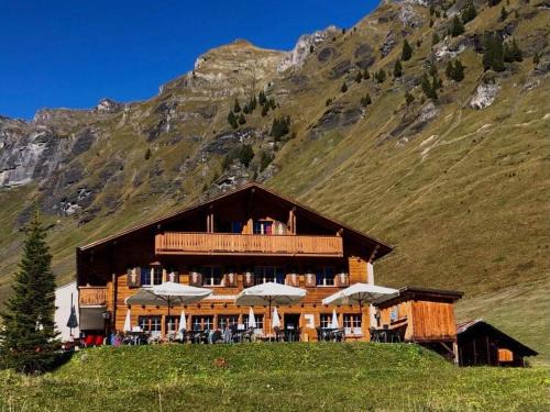 Murren Hostel | Sonnenberg Dormitories