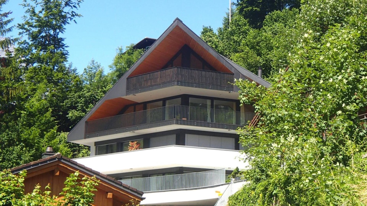 Engelberg Apartment | Sonnenbergweg 5 by Interhome