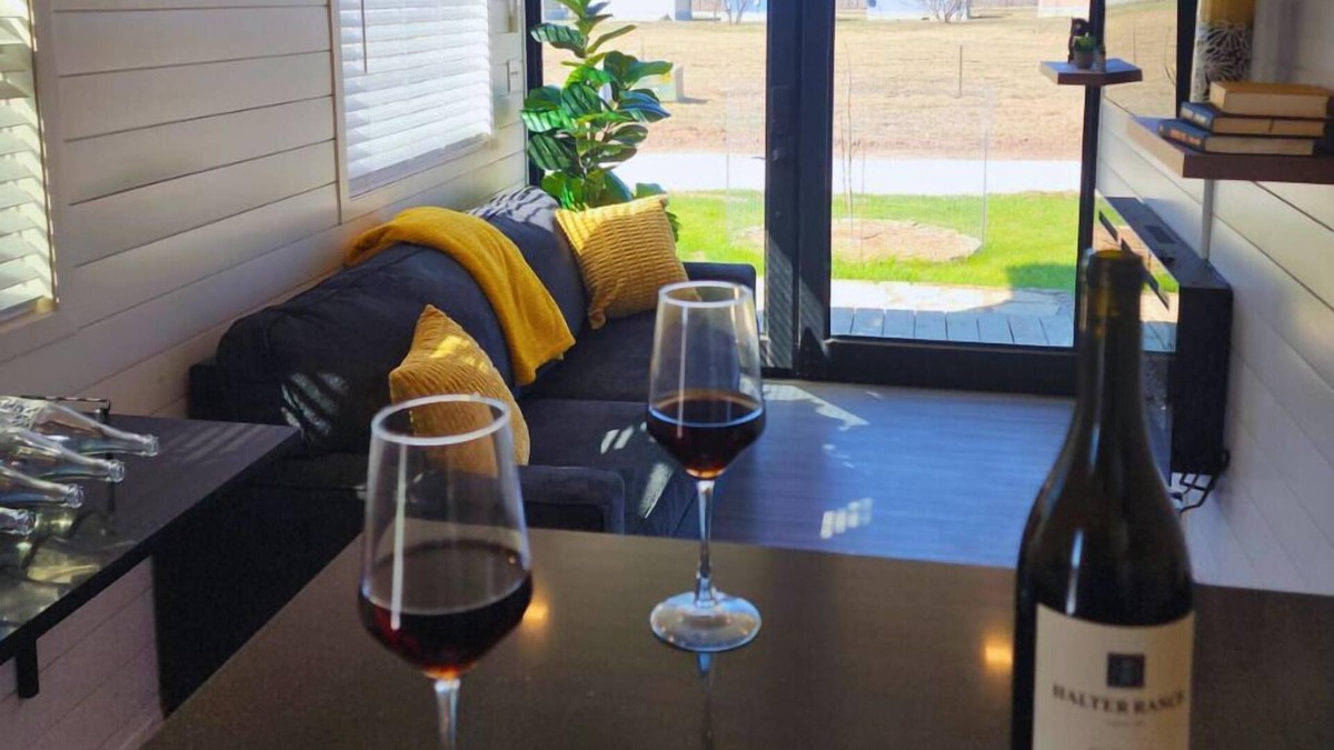Fredericksburg Cottage | Sonoma Station | Patio | 1BR | Wine Retreat