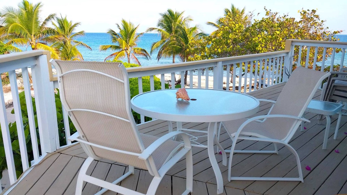 West End House | Sonscape Ocean Odyssey - Home on the Beach with Stunning Views!