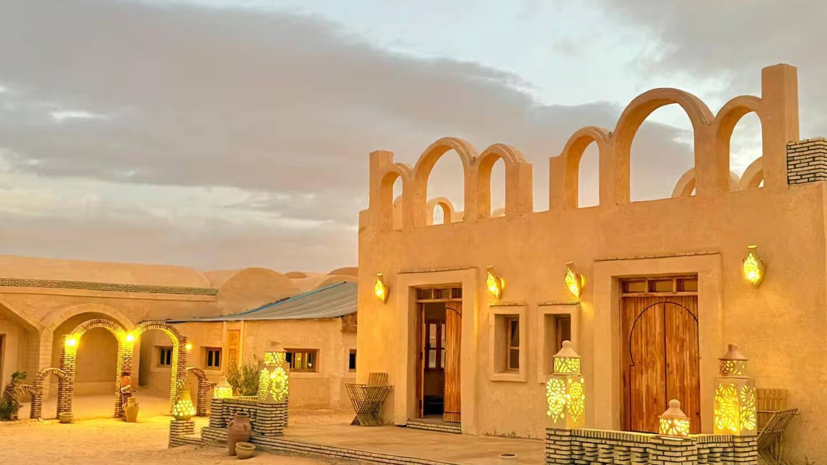 El Faouar Bed & Breakfast | Soothing bed & breakfast with WiFi in Es Sabria
