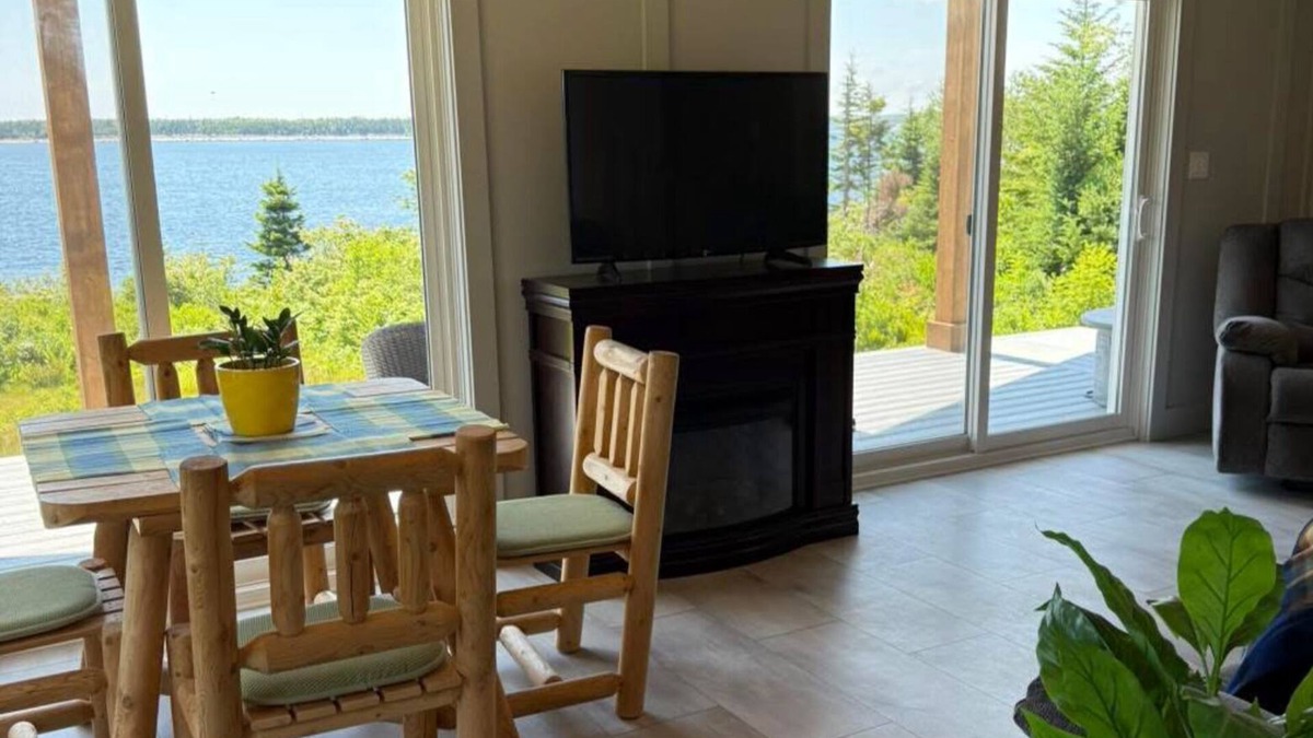 Ragged Island Cottage | Soothing cottage with AC in charming ShelburnenOcean views for miles
