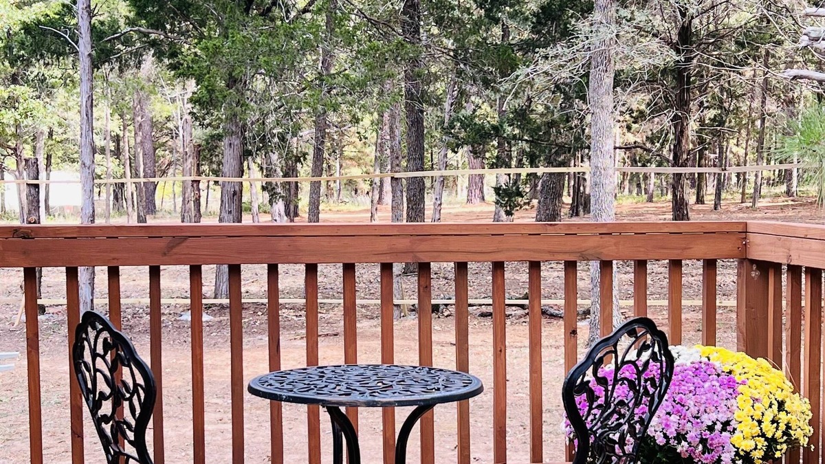 Circle D-KC Estates Cabin | Sophie’s cabin - In lost Pines! 2mi to Bastrop Lake