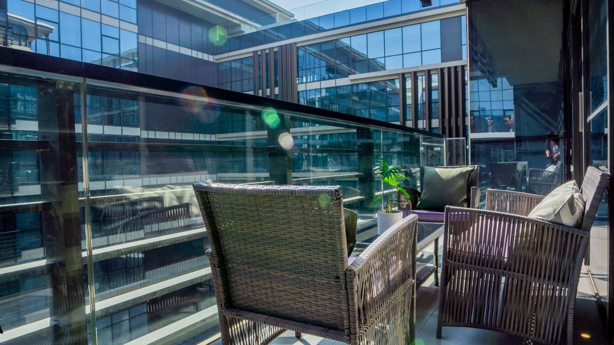 Al Wasl Apartment | Sophisticated 1BR in City Walk