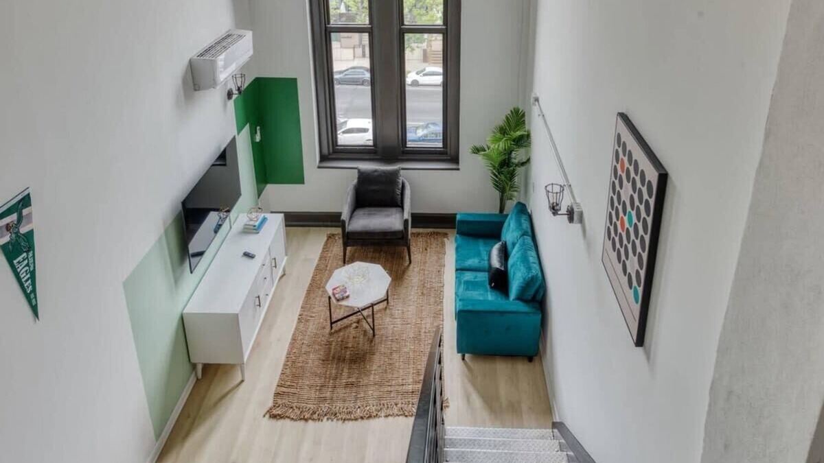 West Philadelphia Apartment | Sosuite | 1BR Loft w W/D, Gym, Lounge
