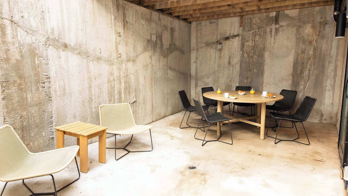 Fishtown Apartment | Sosuite | 2BR Apt w Patio, W/D, Sofabed