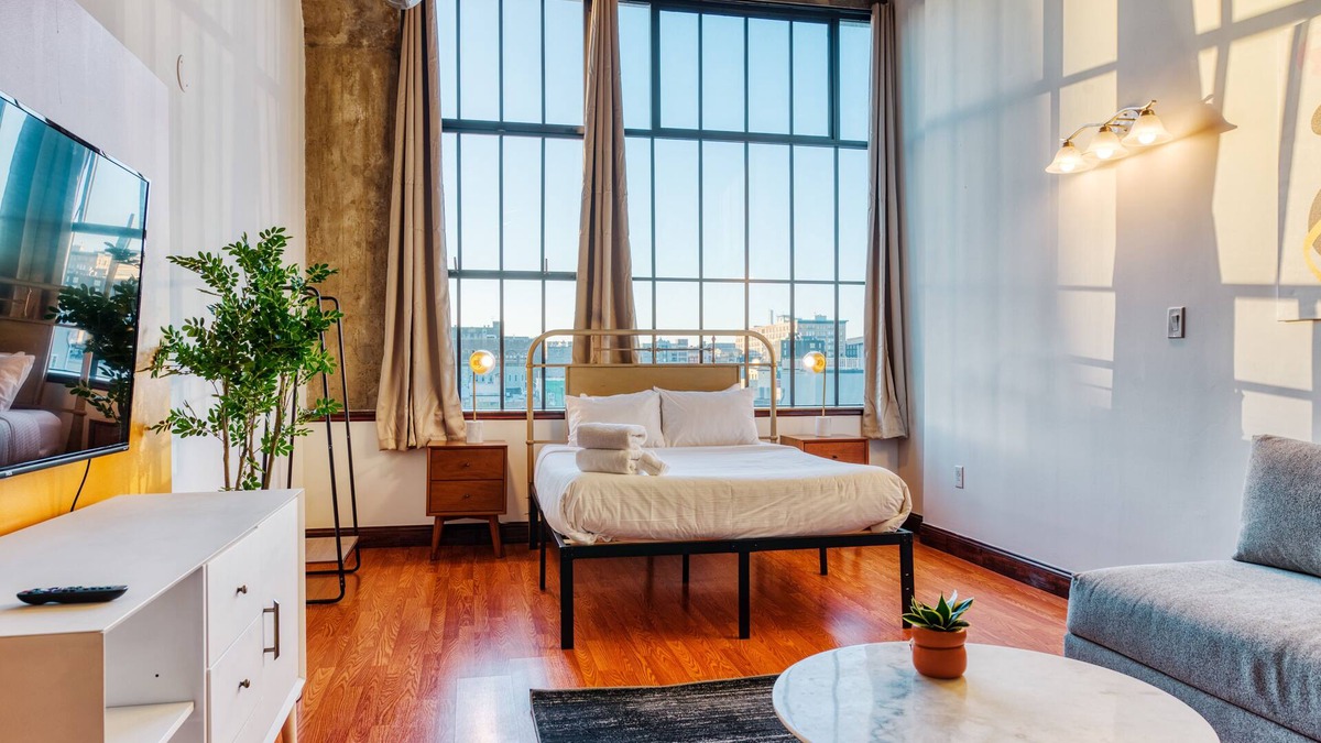 West Poplar Apartment | Sosuite at Independence Lofts - Callowhill