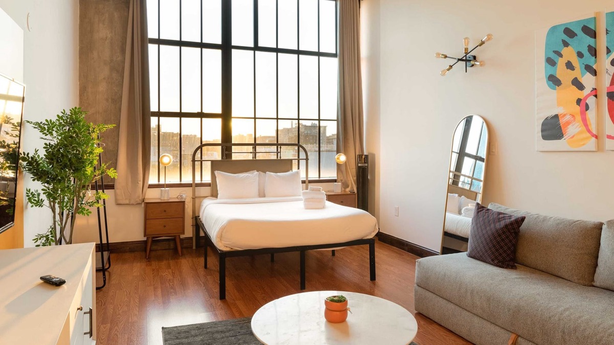 West Poplar Apartment | Sosuite | Studio w W/D, Gym, On-Site Restaurant