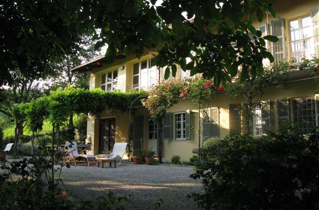 Cocconato Bed & Breakfast | Sotto la Luna Bruna B&B