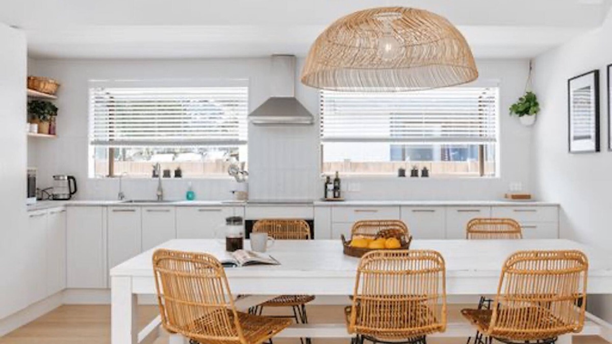 Papamoa Beach House | Sou Escape ~ Papamoa - Beyonder Holiday Homes