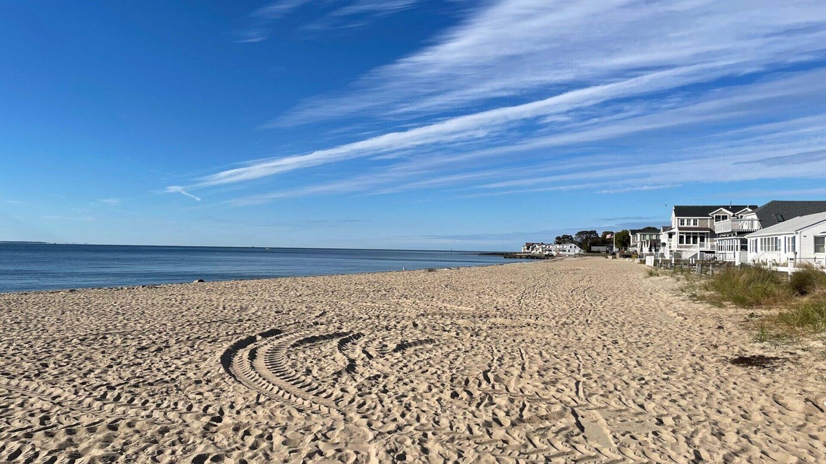 Old Lyme Cottage | Sound View Beach Getaway Cottage