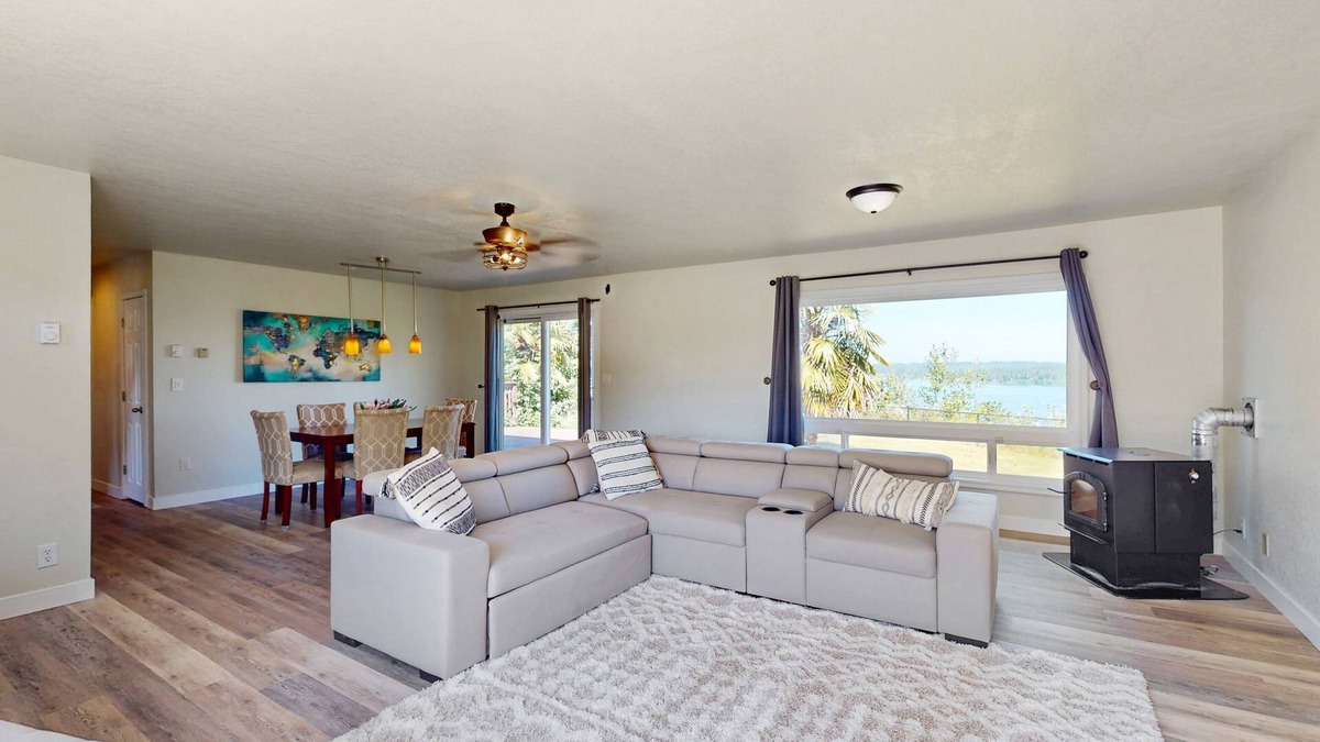 Poulsbo House | Soundfront home with WiFi, washer/dryer, central AC, and enclosed yard