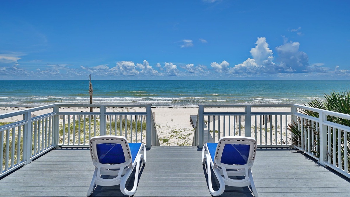 Plantation House | Sounds of Summer: Gorgeous Beachfront 5 Bedroom Home- Sleeps 16, Pet Friendly!