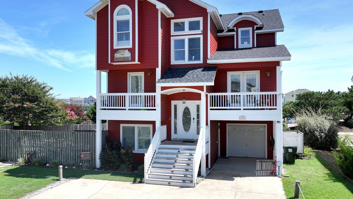 Corolla House | Soundside, Private Pool, Hot Tub, Rec Room-VOH50, Castle in the Sand