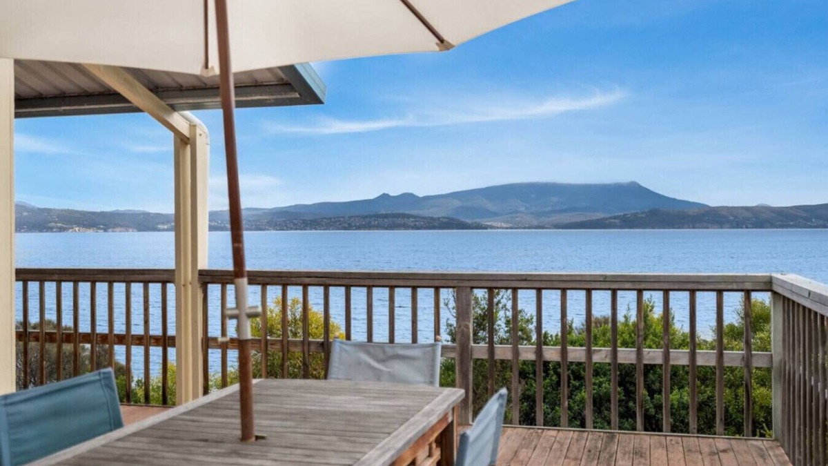 South Arm House | South Arm Beach House