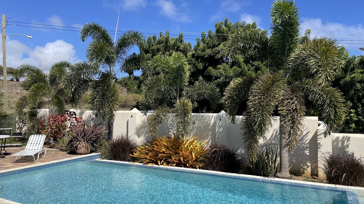 Fairy Valley Rock Villa | South Coast Treasure - 3 Bedroom 4 Bath - Private Pool & Deck - AC - BBQ - WIFI