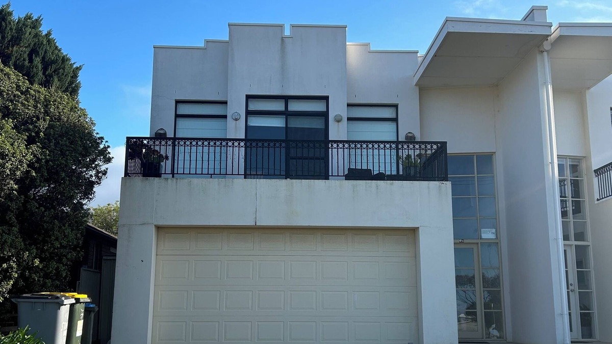 Hayborough House | South Coast Villa (Hayborough)