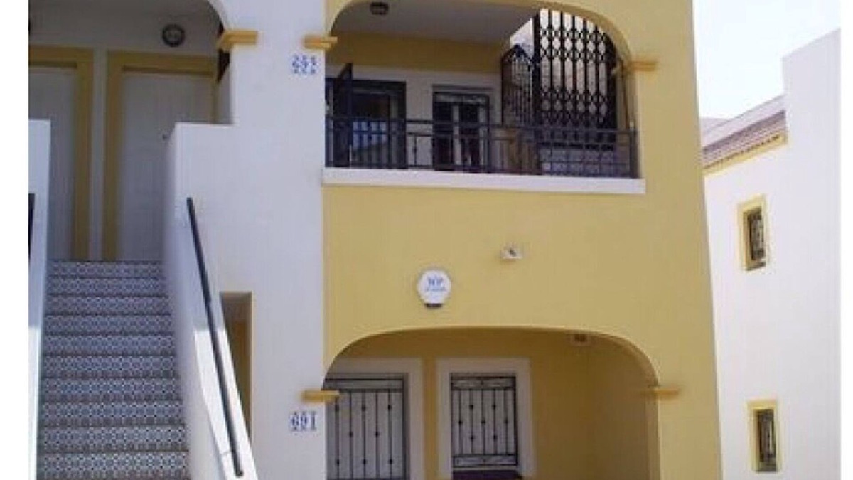 Los Balcones Apartment | SOUTH FACING 2 BED APARTMENT WITH ROOF TOP SOLARIUM, SLEEPS 4, PRICE FROM €385PW