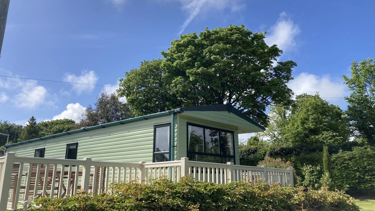 Rhyd-y-clafdy Ski Chalet | South facing chalet overlooking the mountains and sea
