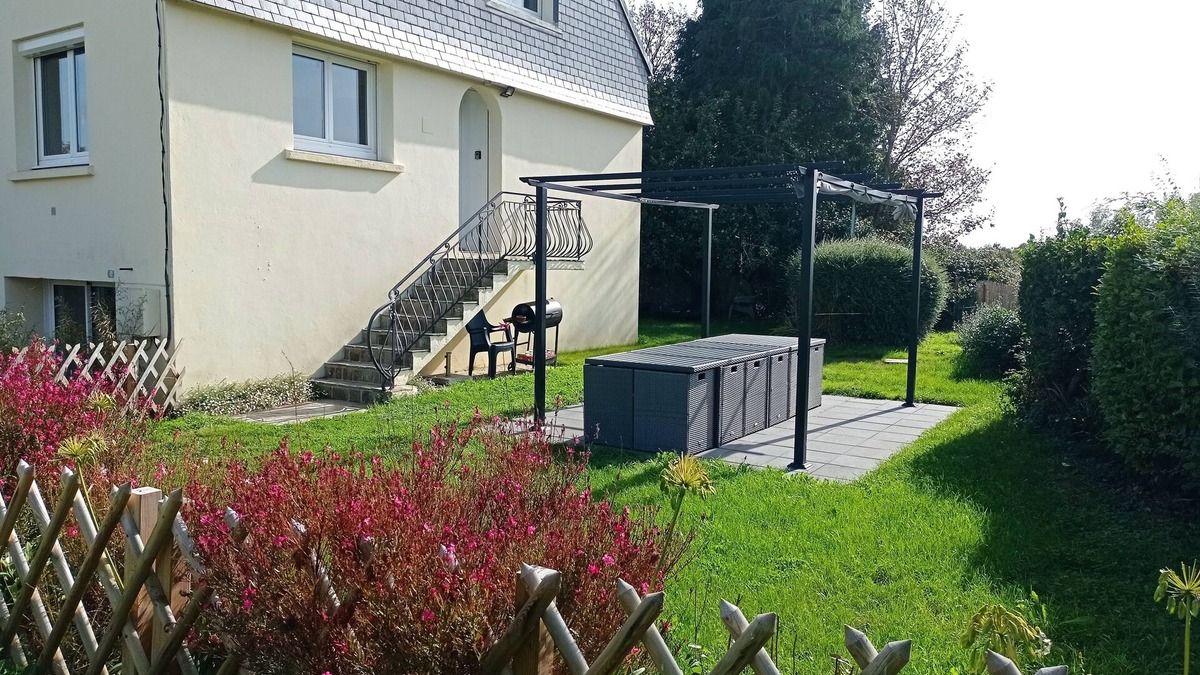 Ploneour-Lanvern House | South Finistère, large family home 10 minutes from the beaches