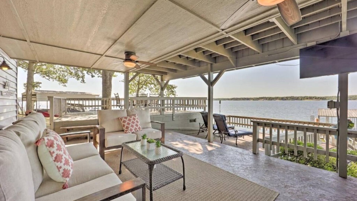 Tia Juana House | South Grand Lakefront w/Hot Tub, Dock & Game Room