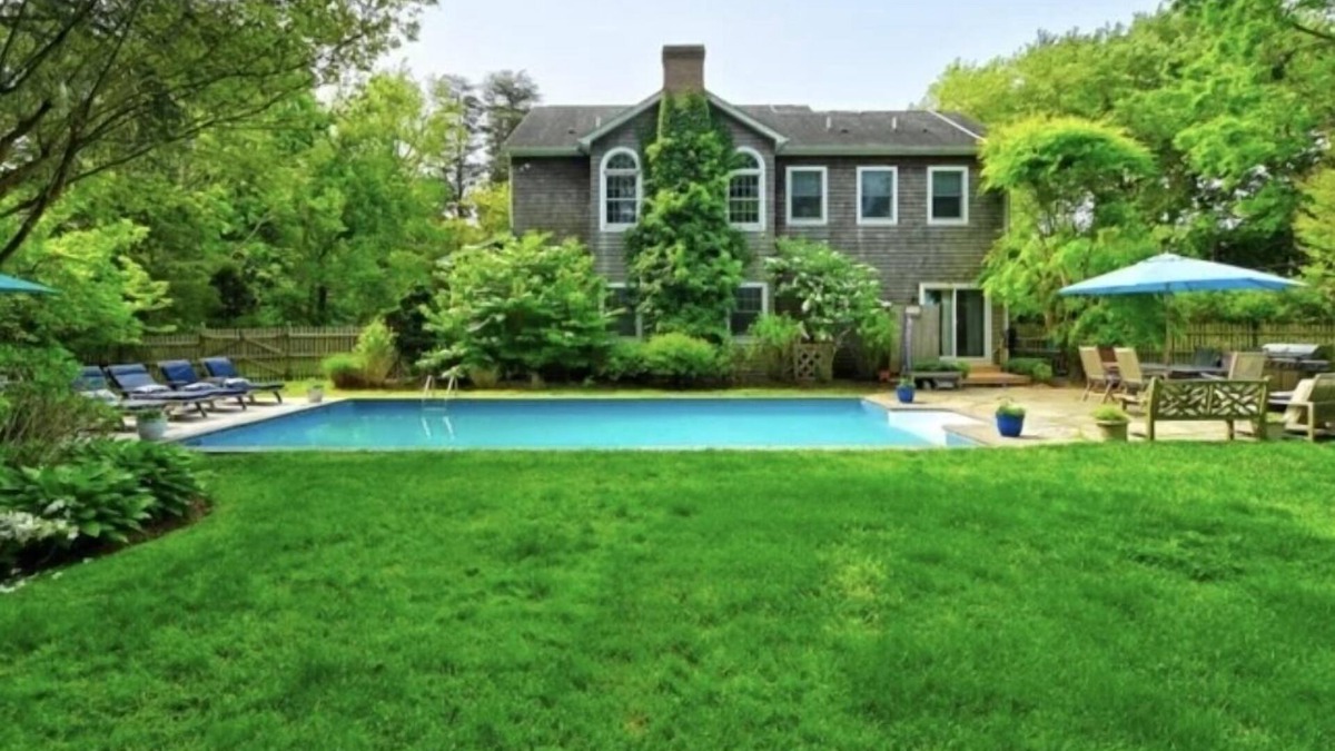 East Hampton North House | South of the Highway - Short walk to Indian Wells or Atlantic beach , Amagansett