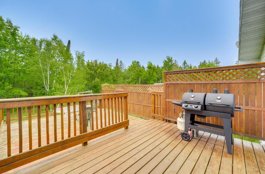 South Range House | South Range Home - 6 Mi to Lake Superior!
