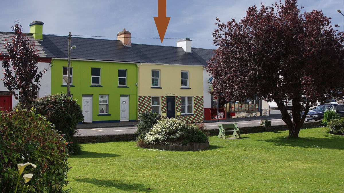 Sneem Other | South Square - Three Bedroom House, Sleeps 6