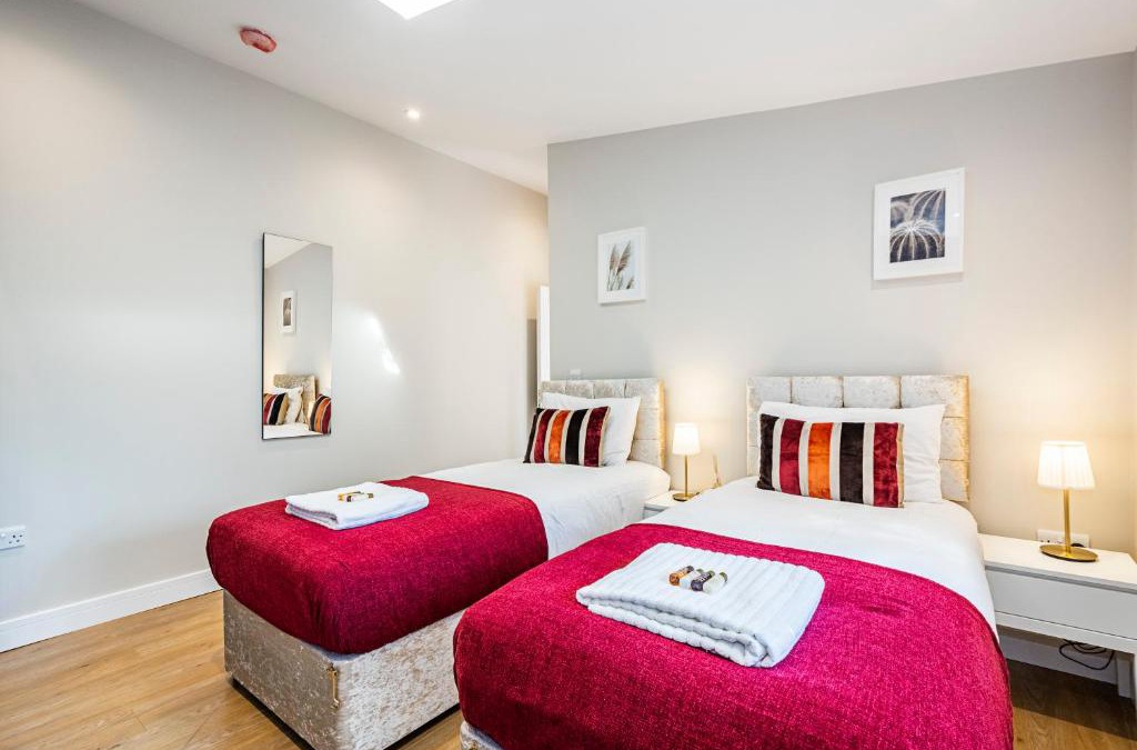 Church End Apartment | South Woodford 2 Bed En-Suite House