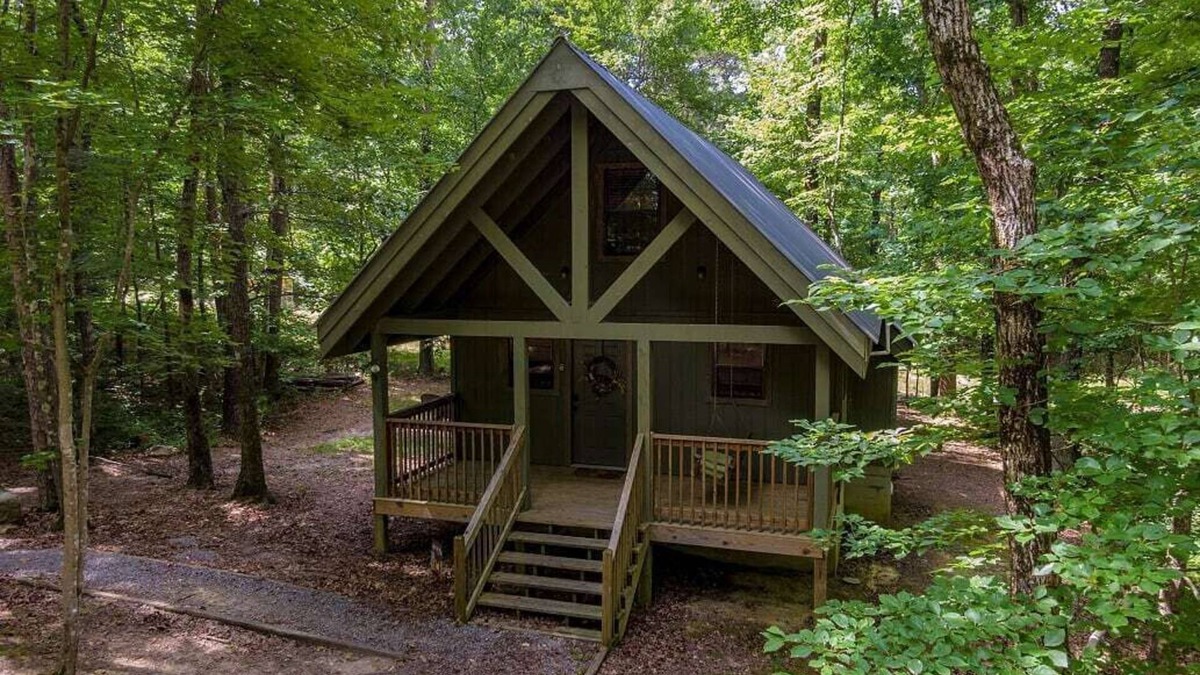Mentone Cabin | SOUTHERN CHARM w/Hot Tub - Mountains Are Calling And We Must Go!