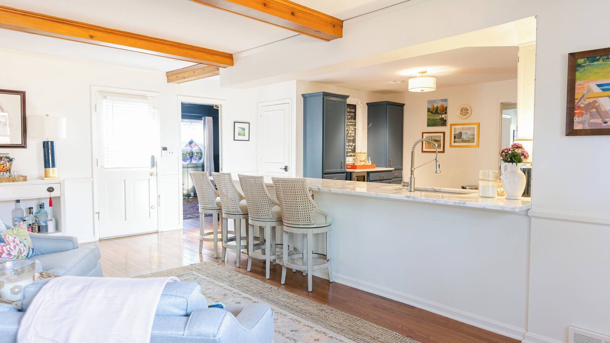 Buechel House | Southern Comfort Home KY Derby 2025- 12 Miles from the Track!