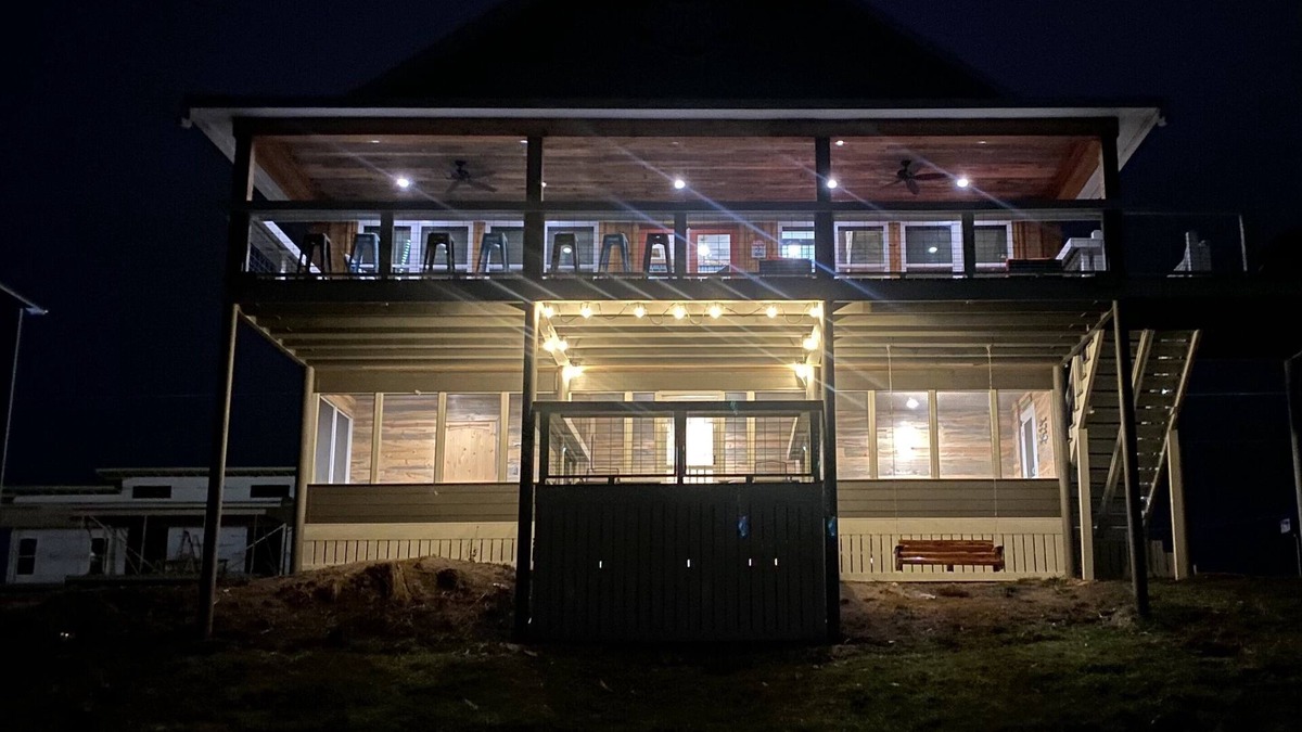Glenwood Cabin | SOUTHERN COMFORT IS BOOKING FAST FOR SUMMER! The name speaks says it all!
