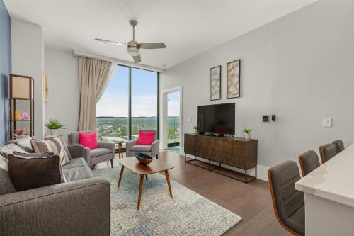 Downtown Asheville Apartment | Southern Exposure
