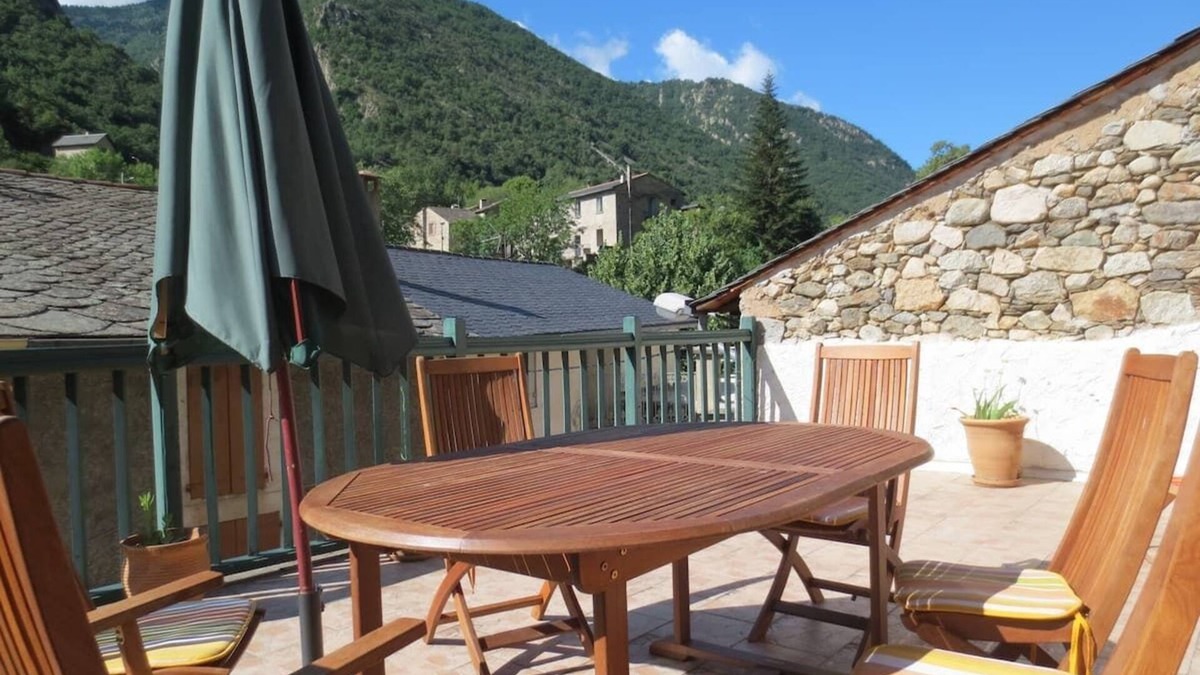 Thues-entre-Valls House | Southern France/Gorges de la Carança/Le Canigou/Pyrénées Orientals