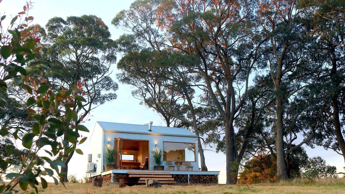 Exeter Cabin | Southern Highlands Vineyard Cabin by Outpost