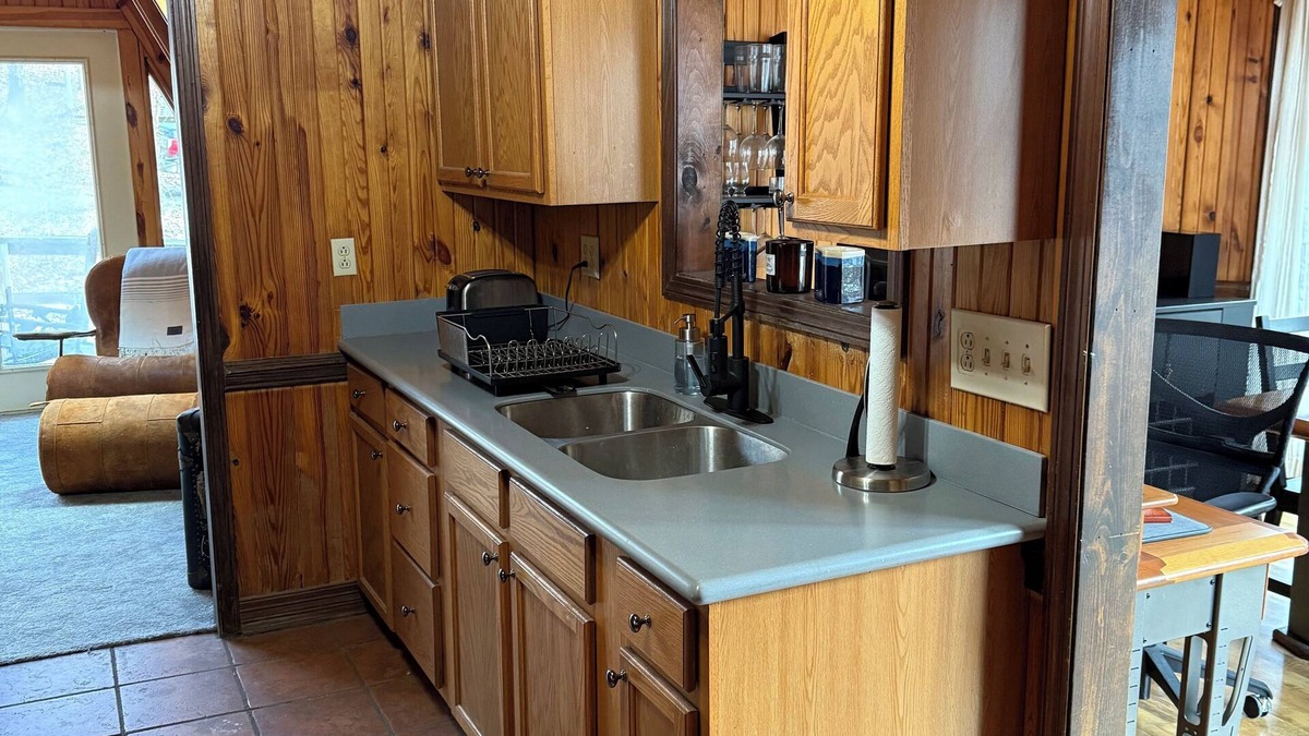 Chillicothe Cabin | Southern Ohio Adventure or Getaway Cabin Near Chillicothe