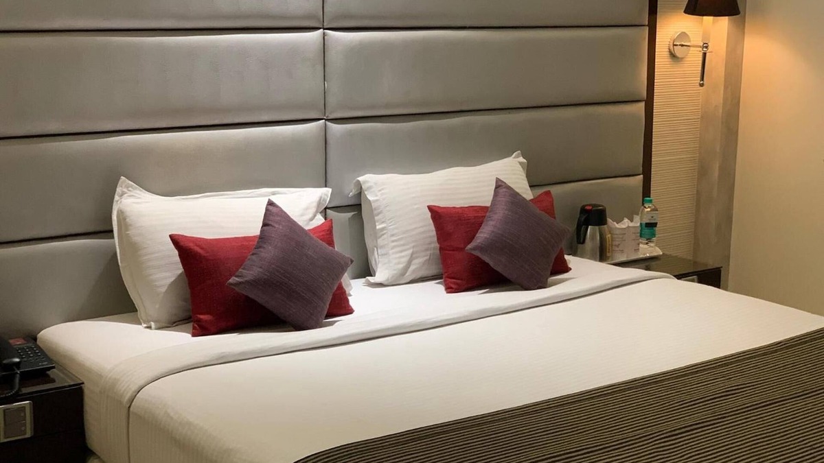 Kalighat Hotel | Southern Plaza