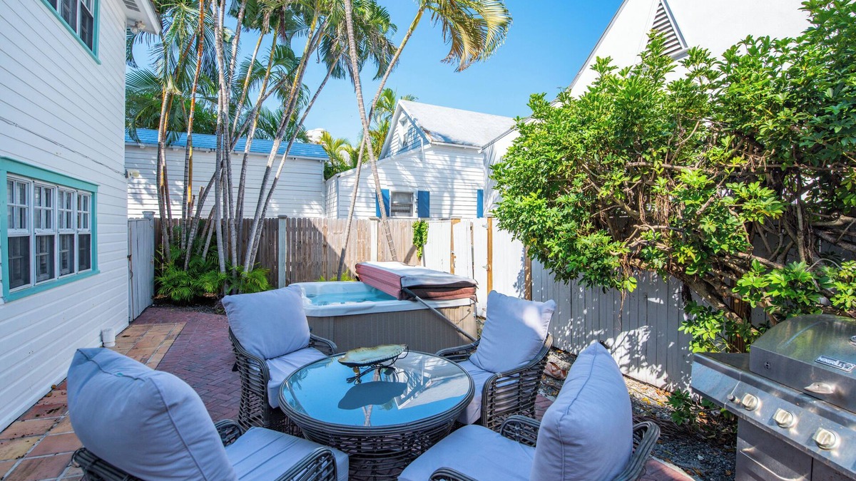 Uptown - Upper Duval House | Southernmost Retreat | On Duval! With Hot Tub, Patio, & Private Parking