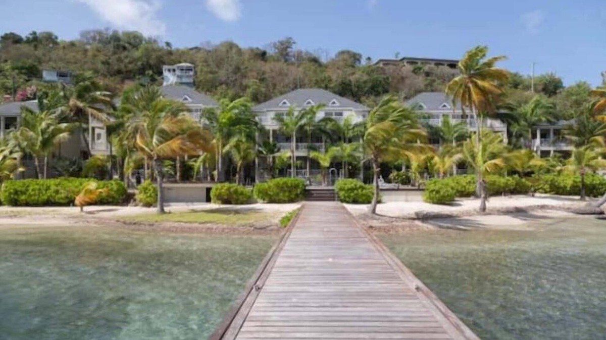 English Harbour Condo | SouthPoint Deluxe suite with ocean & marina view