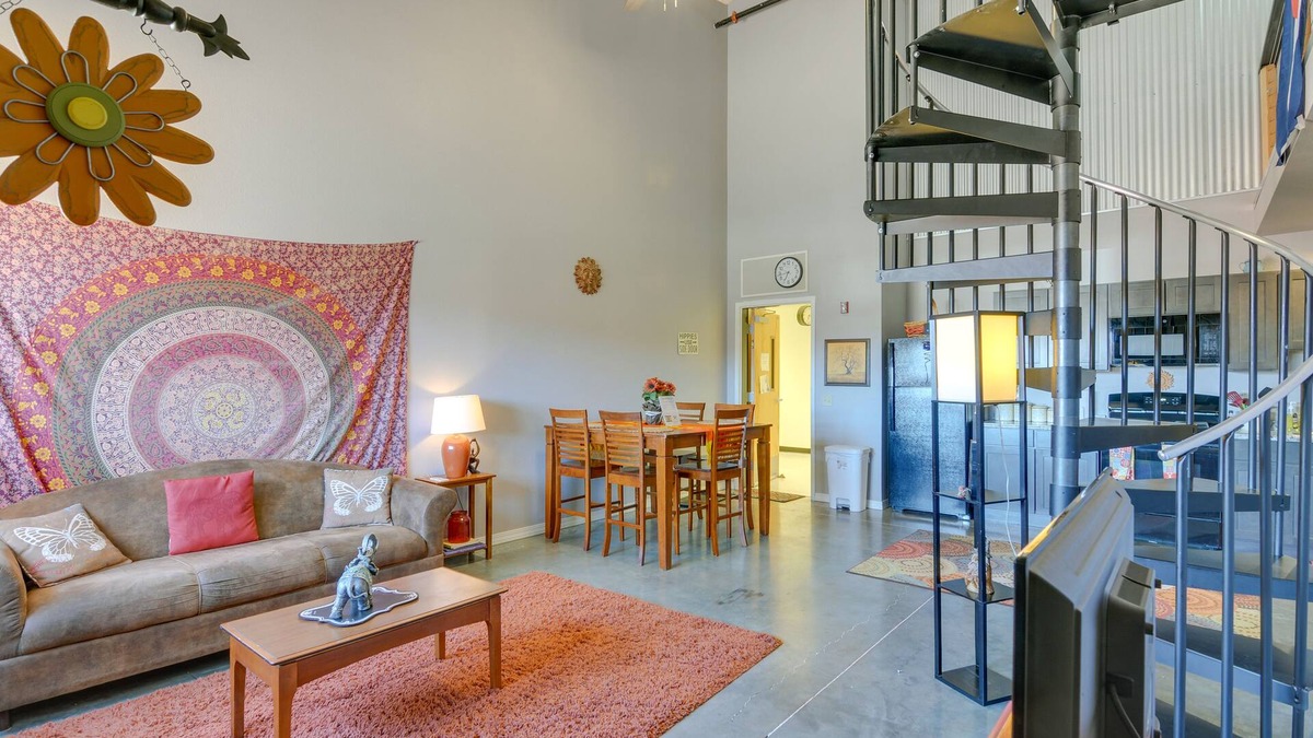 Del Norte Apartment | Southwest Colorado Getaway Near Skiing & Hiking!